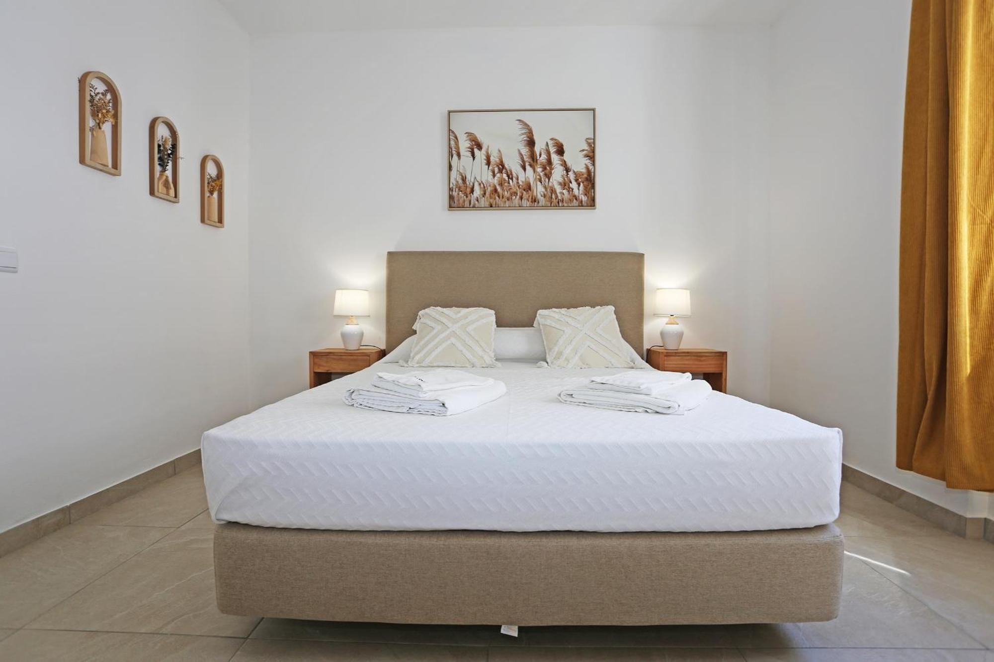 B88 - Mendonca Street Apartment Lagos Bagian luar foto