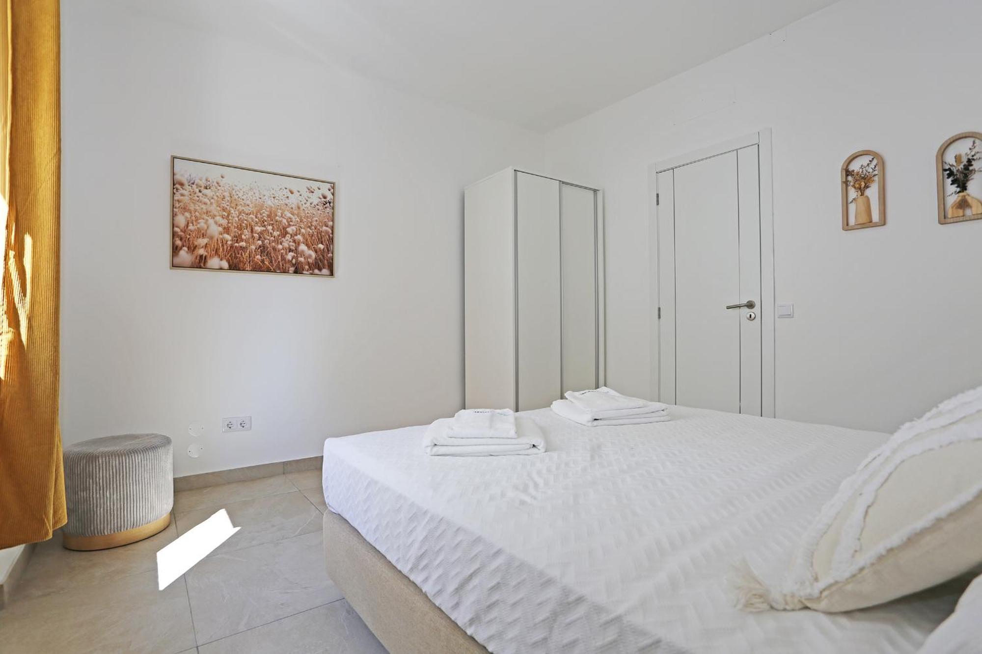 B88 - Mendonca Street Apartment Lagos Bagian luar foto